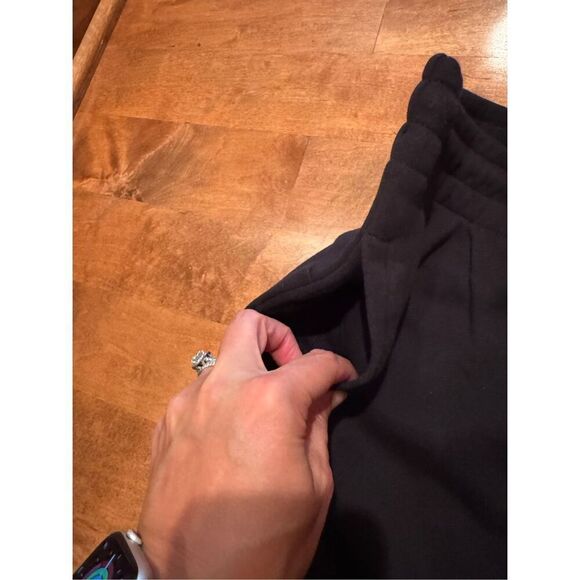 Women’s Adidas joggers, slim fit size large new with tags - Picture 3 of 6